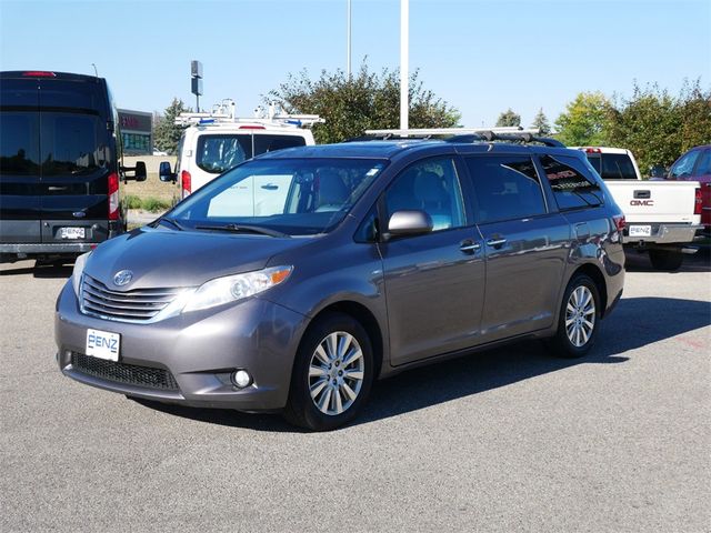 2017 Toyota Sienna 