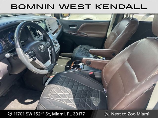 2017 Toyota Sienna 