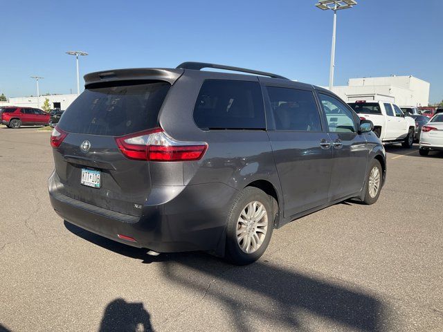 2017 Toyota Sienna Limited