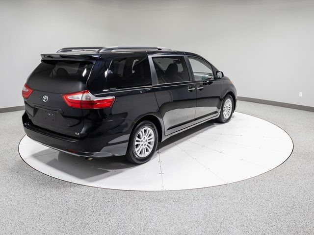 2017 Toyota Sienna Limited