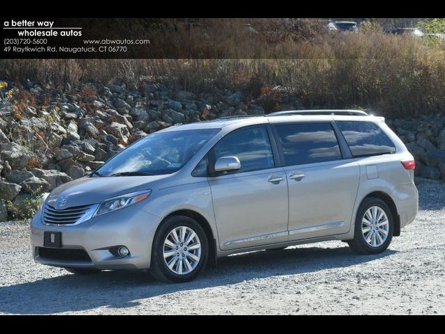 2017 Toyota Sienna 