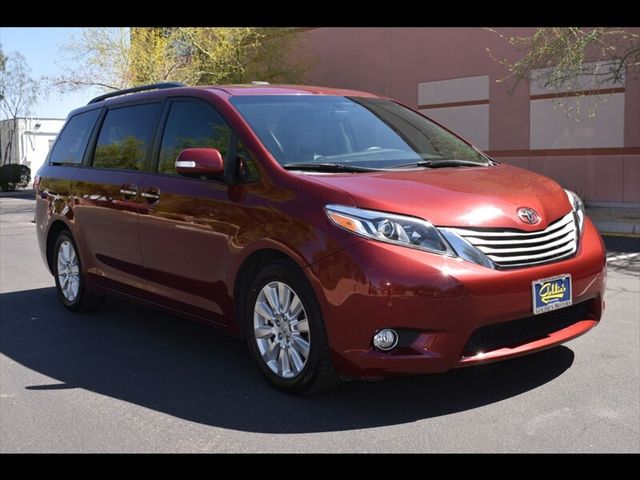 2017 Toyota Sienna 