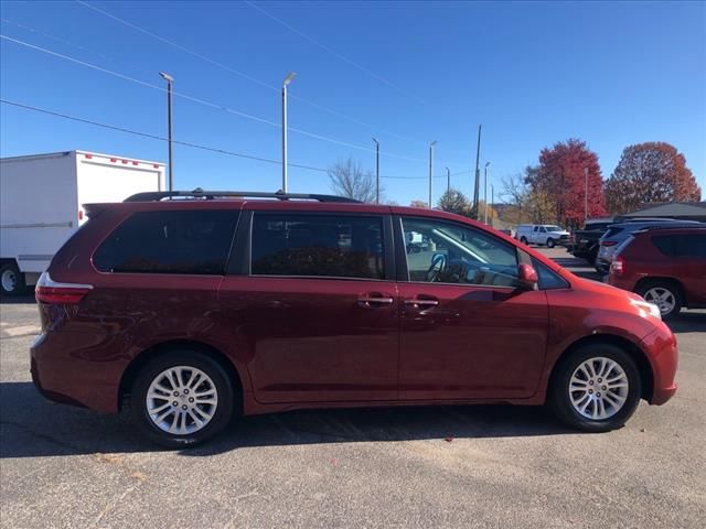 2017 Toyota Sienna Limited Premium