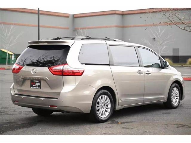 2017 Toyota Sienna Limited