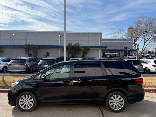 2017 Toyota Sienna Limited Premium