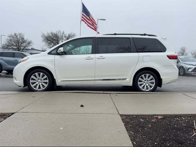 2017 Toyota Sienna Limited Premium