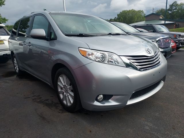 2017 Toyota Sienna Limited Premium