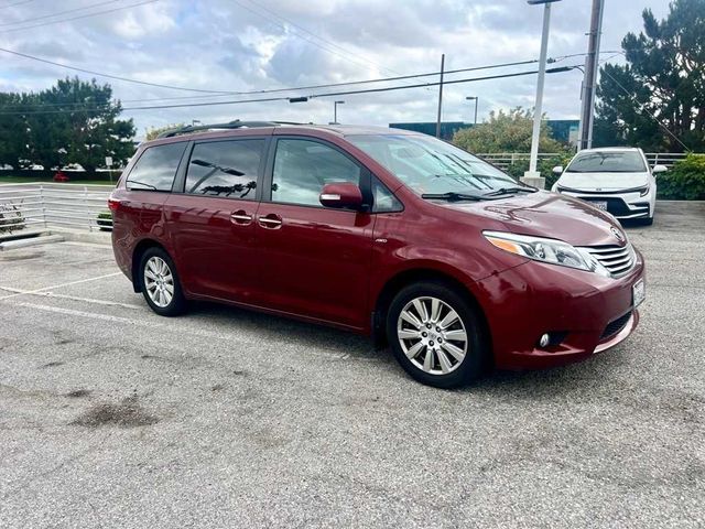 2017 Toyota Sienna Limited Premium