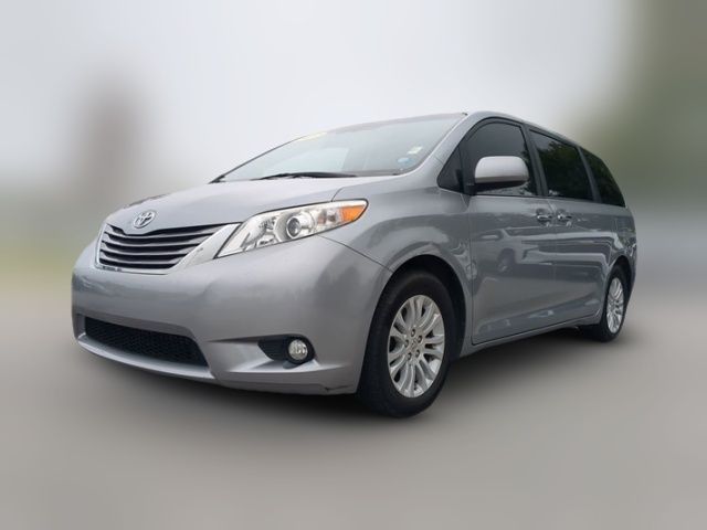 2017 Toyota Sienna 