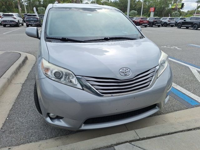 2017 Toyota Sienna Limited Premium