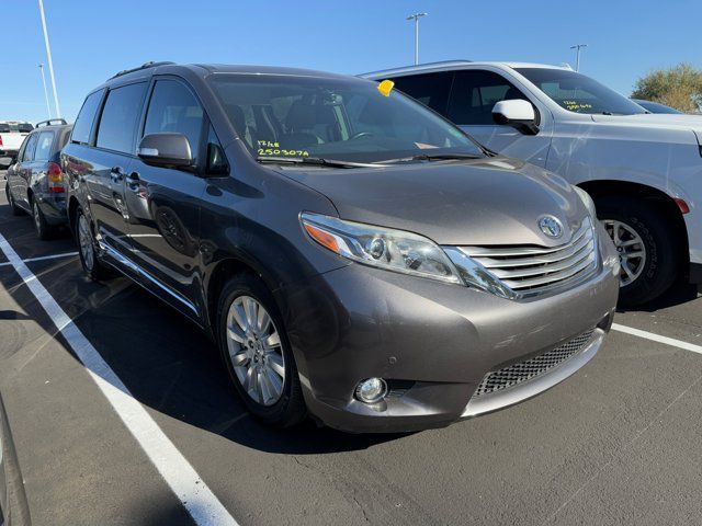 2017 Toyota Sienna Limited Premium