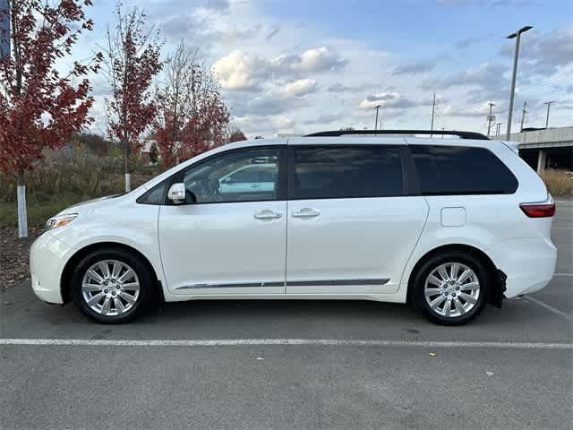 2017 Toyota Sienna Limited Premium