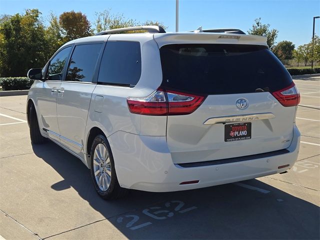 2017 Toyota Sienna Limited Premium