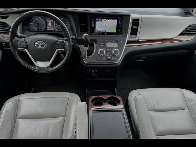 2017 Toyota Sienna Limited Premium