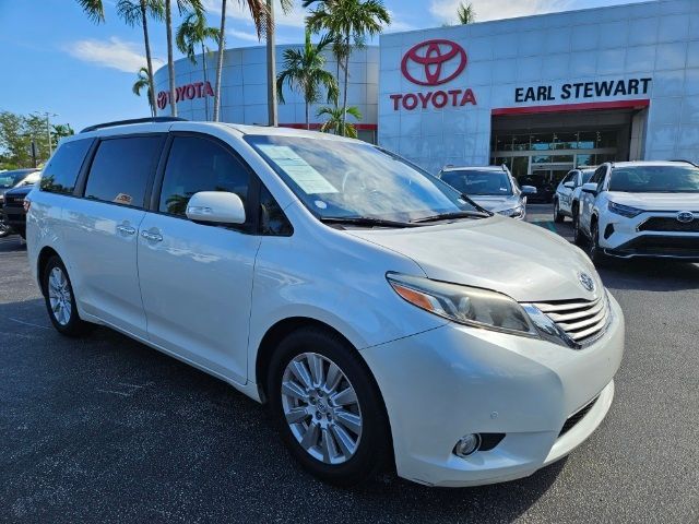 2017 Toyota Sienna Limited Premium