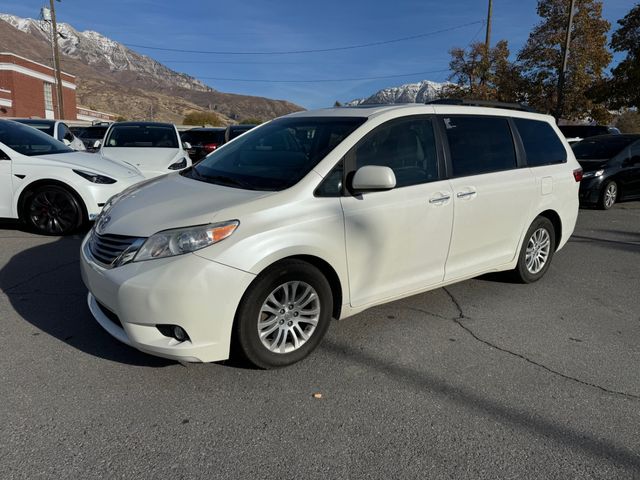 2017 Toyota Sienna Limited Premium