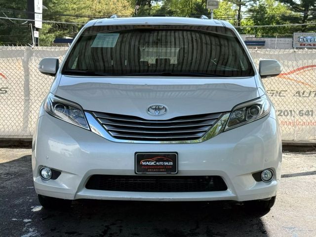 2017 Toyota Sienna Limited Premium