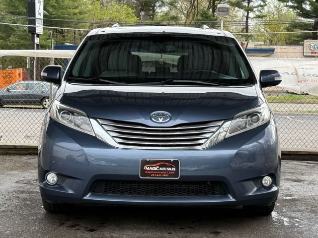 2017 Toyota Sienna Limited Premium