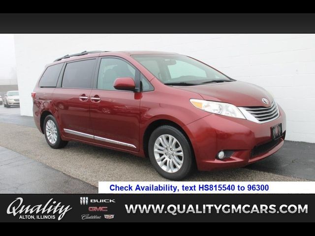 2017 Toyota Sienna XLE