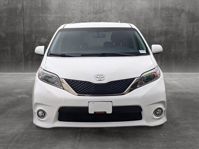 2017 Toyota Sienna SE