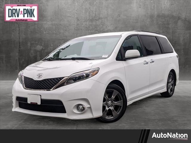 2017 Toyota Sienna SE