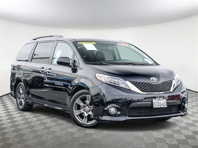2017 Toyota Sienna 