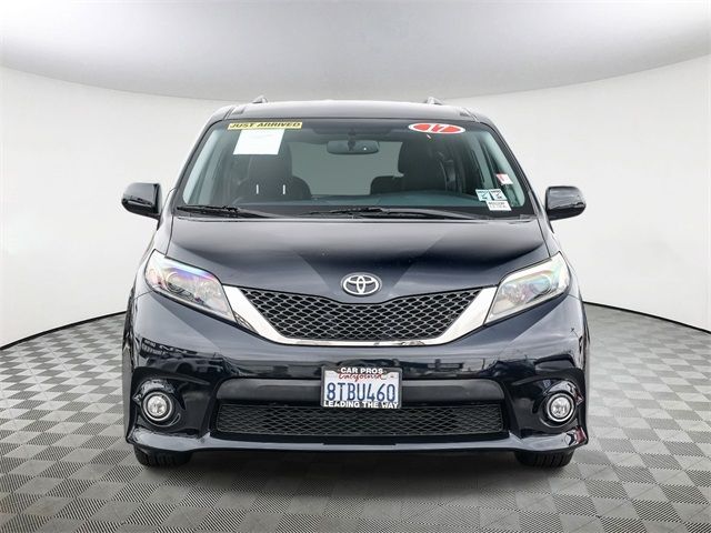 2017 Toyota Sienna 