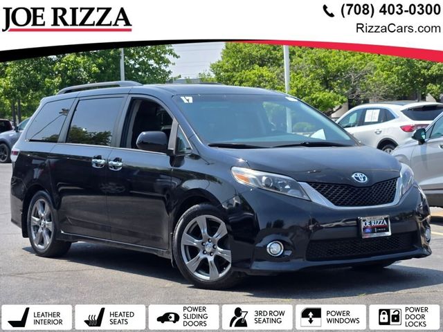 2017 Toyota Sienna 