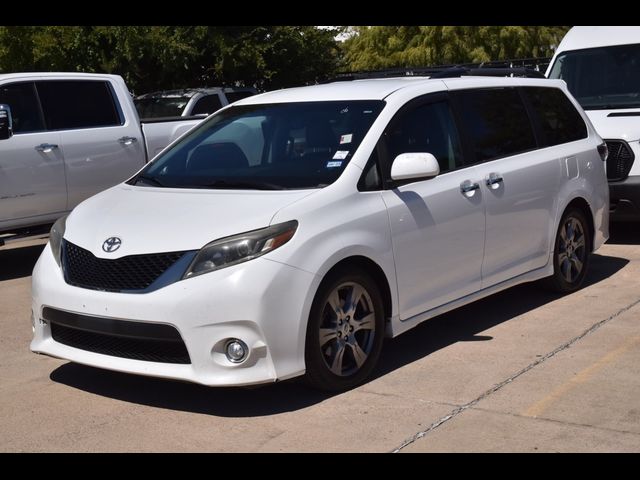 2017 Toyota Sienna SE