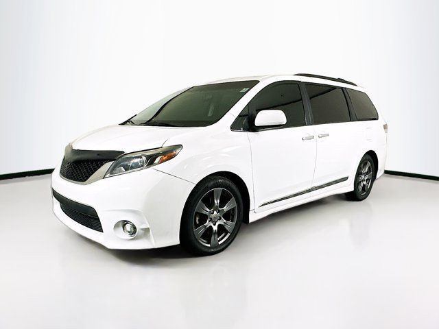 2017 Toyota Sienna SE