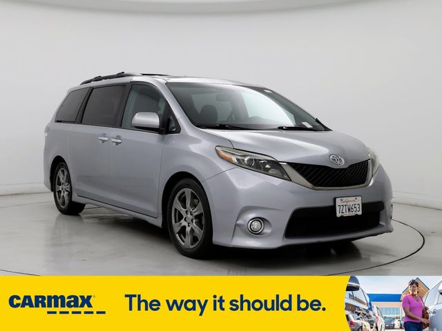 2017 Toyota Sienna SE