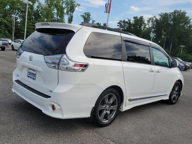 2017 Toyota Sienna SE Premium