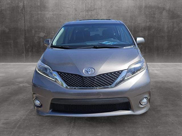 2017 Toyota Sienna SE Premium