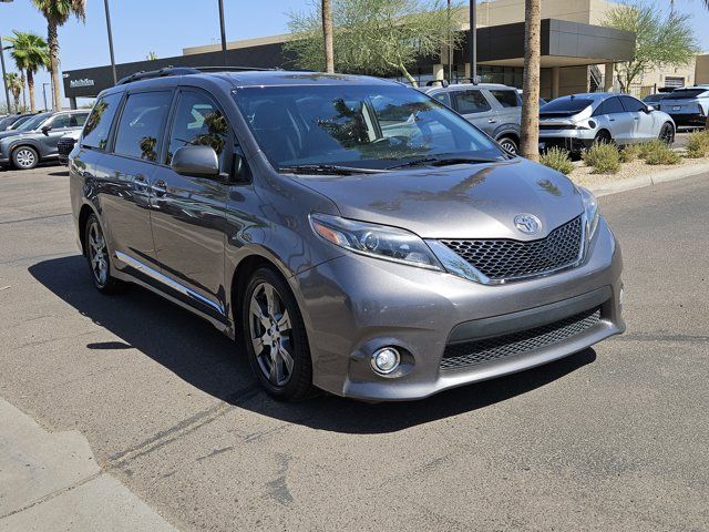 2017 Toyota Sienna SE Premium