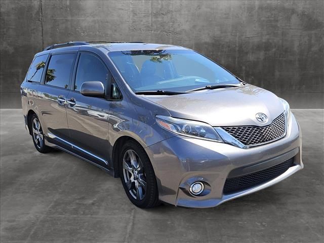 2017 Toyota Sienna SE Premium