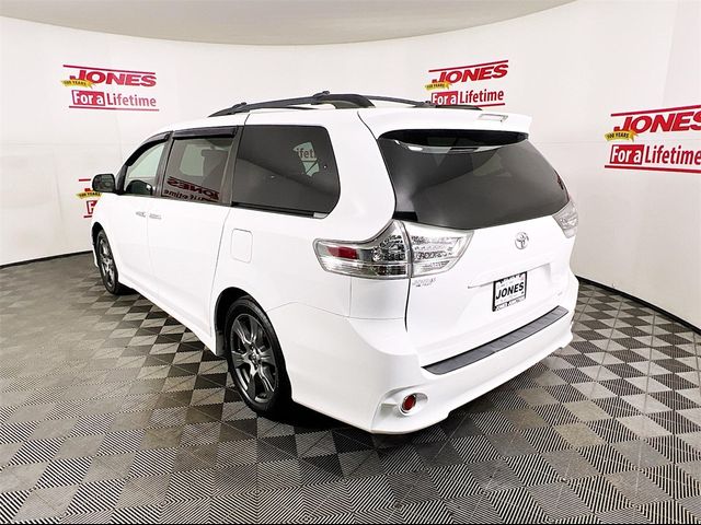 2017 Toyota Sienna SE