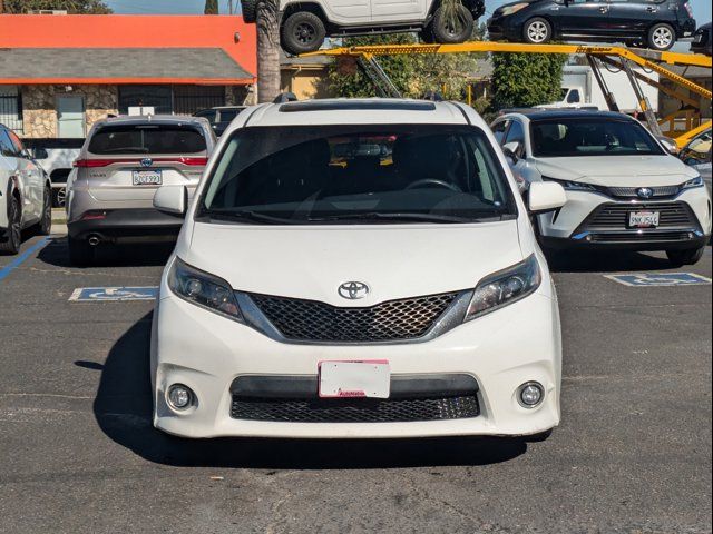 2017 Toyota Sienna SE