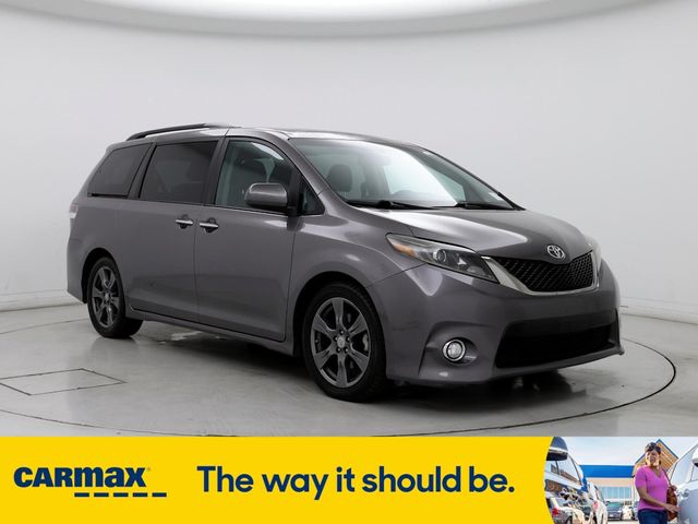 2017 Toyota Sienna SE