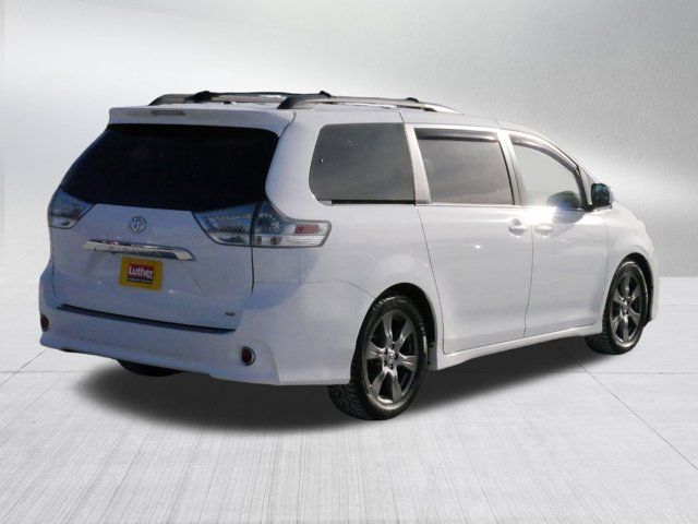 2017 Toyota Sienna SE