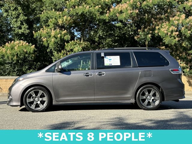 2017 Toyota Sienna SE