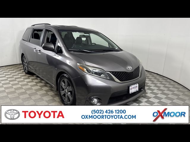 2017 Toyota Sienna SE