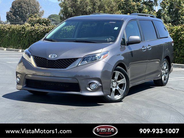 2017 Toyota Sienna SE