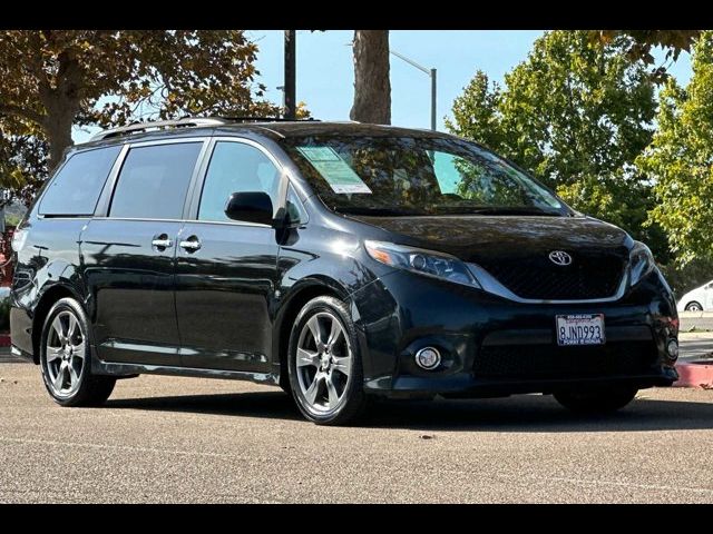 2017 Toyota Sienna SE