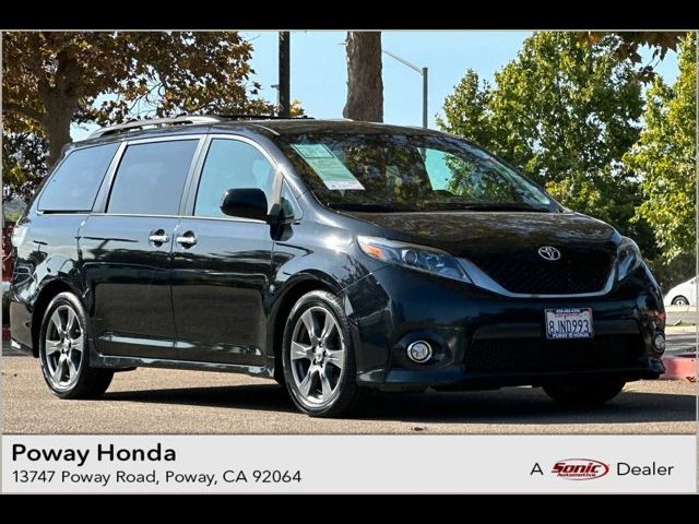 2017 Toyota Sienna SE