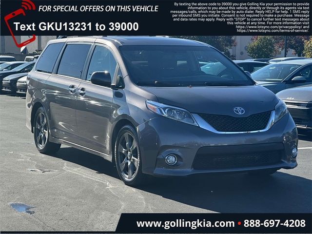 2017 Toyota Sienna 