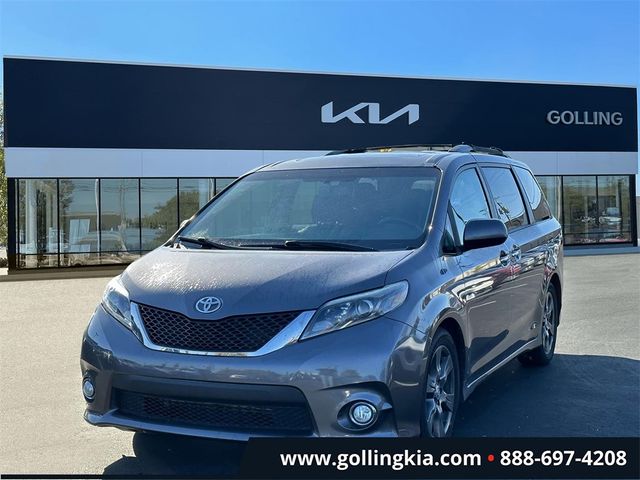 2017 Toyota Sienna 