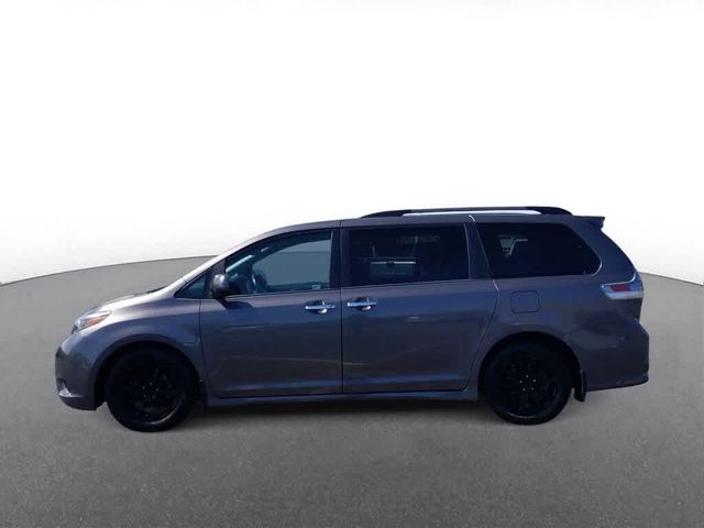 2017 Toyota Sienna SE