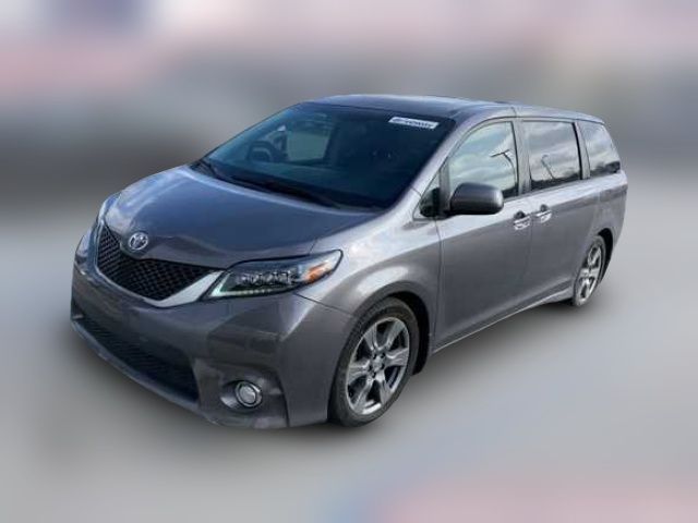 2017 Toyota Sienna SE