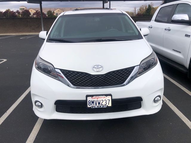 2017 Toyota Sienna SE