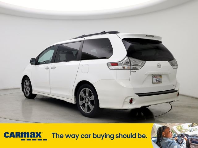 2017 Toyota Sienna SE